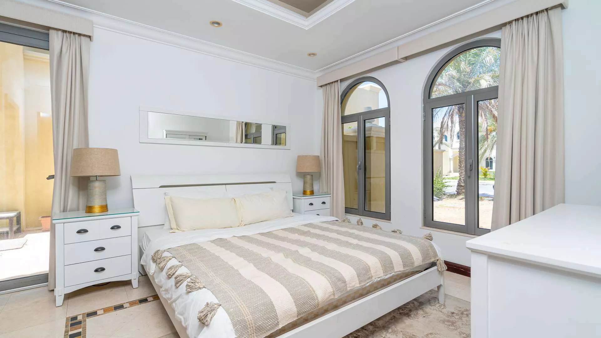 6-спальная вилла в Garden Homes Frond L
