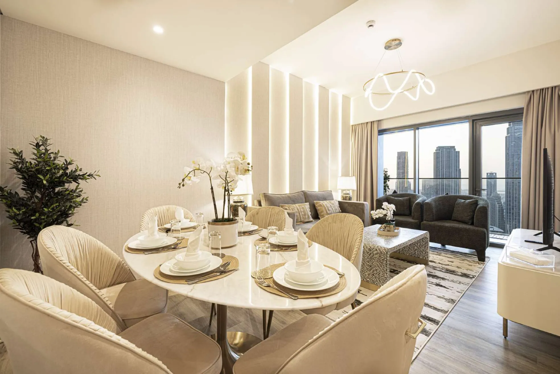3-х спальные апартаменты в Burj Crown