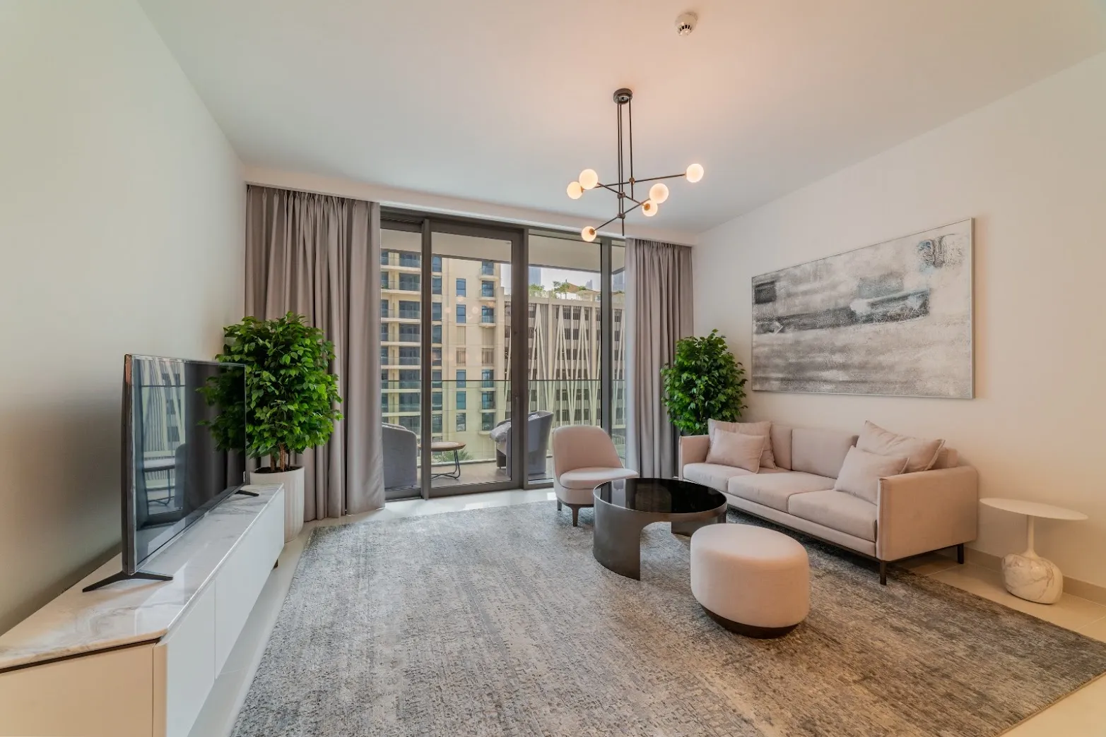 1-спальные апартаменты в Beach Isle Tower 1