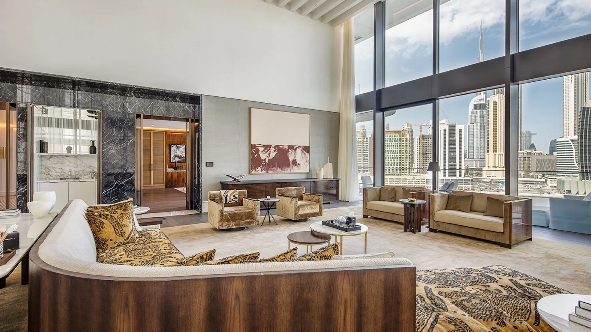 Квартира с 2 спальнями в The Residences Dorchester Collection
