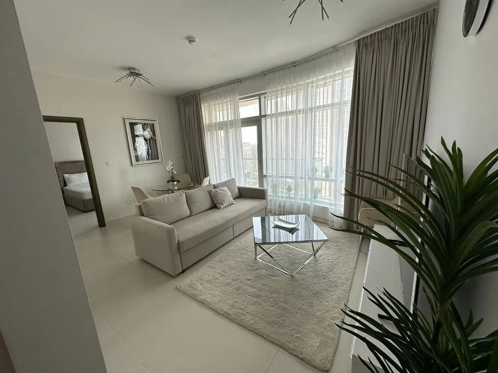1-спальные апартаменты в The Lofts West 