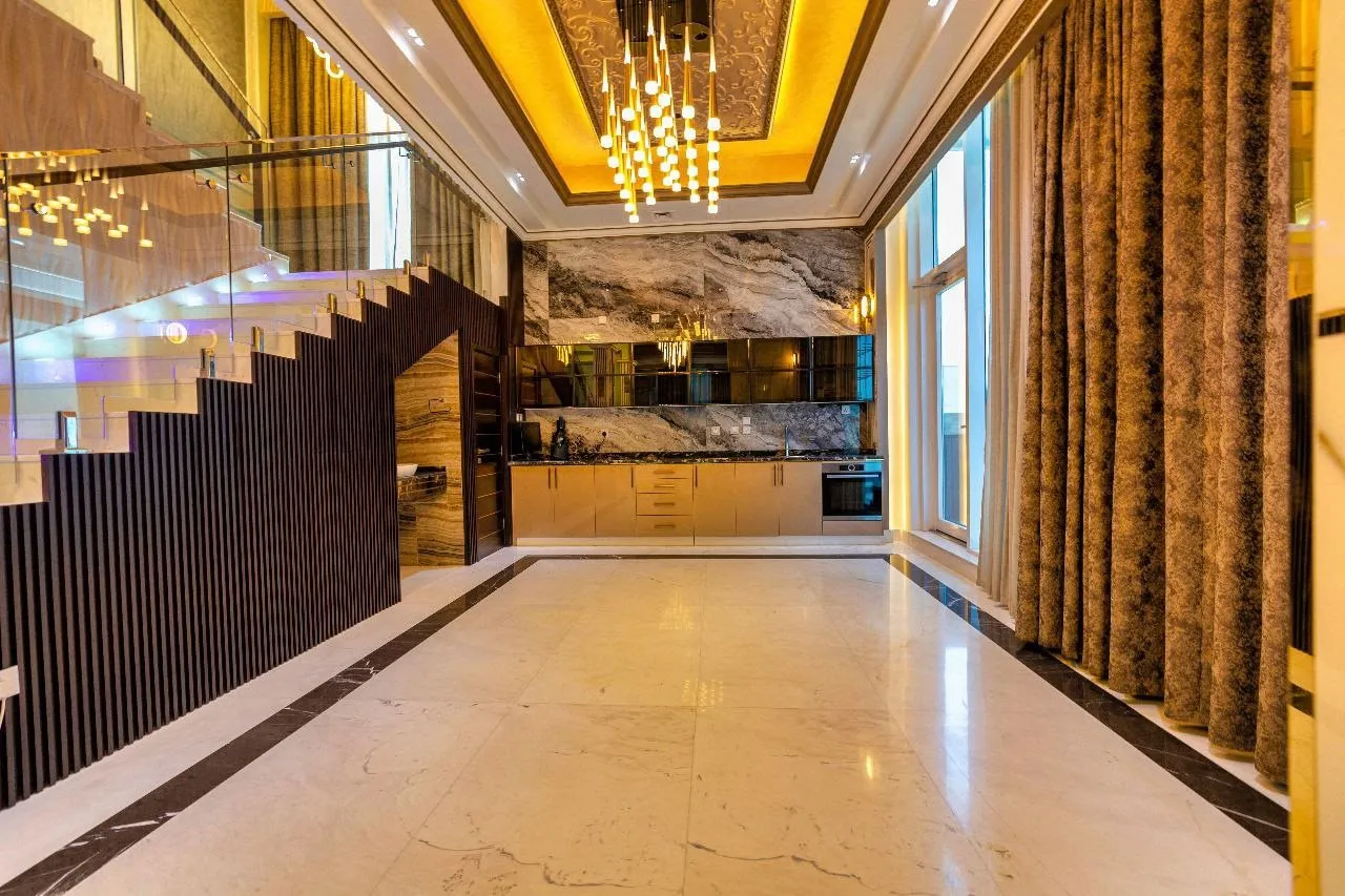 5-спальная вилла в Nad Al Sheba Gardens