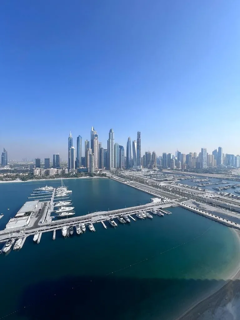 3-х спальные апартаменты в Marina Vista Tower 2