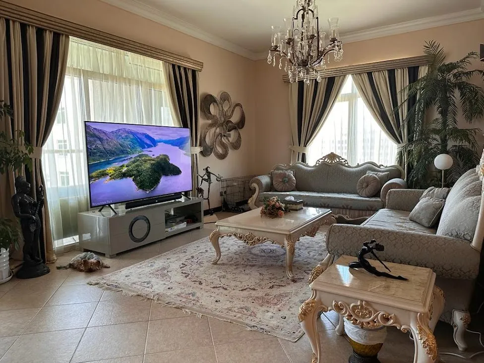 3-х спальные апартаменты в Al Anbara