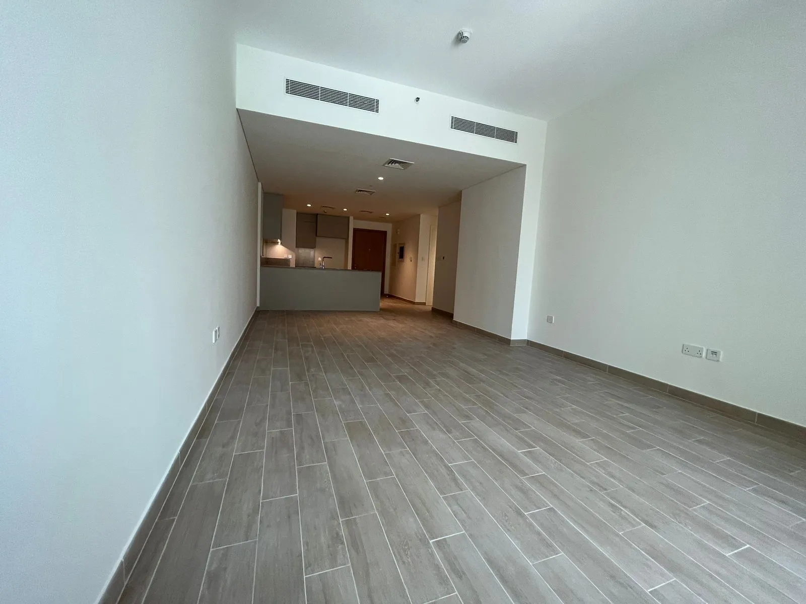 3-х спальные апартаменты в Breeze Building 3