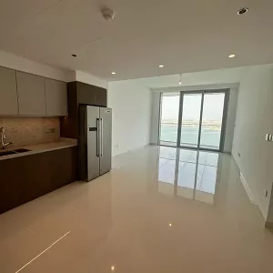 2 bedroom apartment in Beach Isle Tower 2