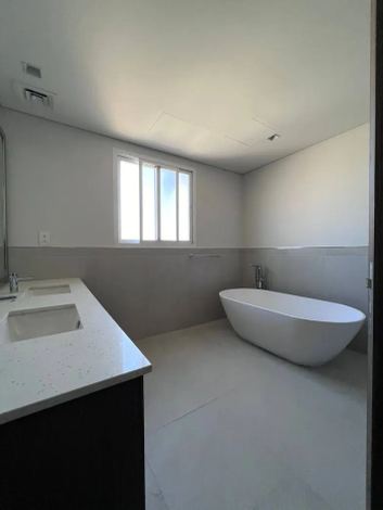 6_11zon.webp